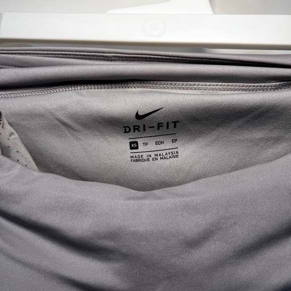 Women’s Nike Dri-fit shorts size XS - Picture 3 of 4